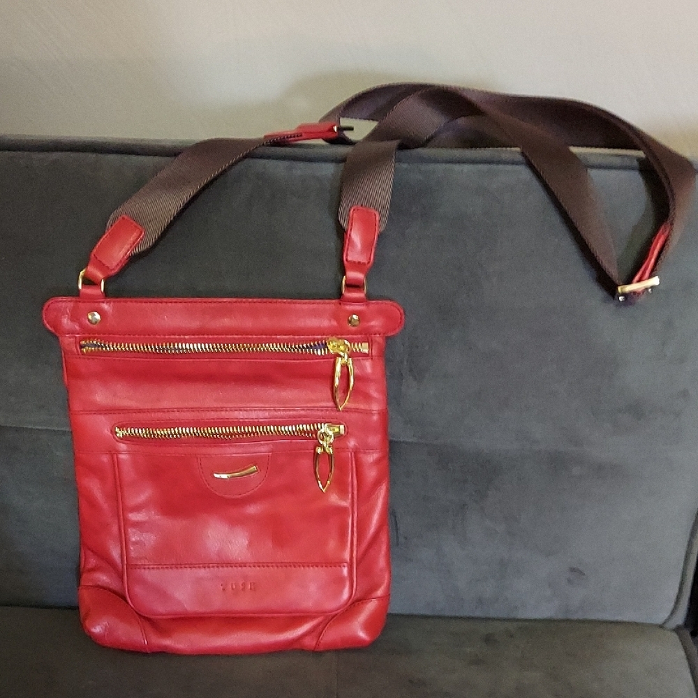 Chic Red Zip Top Crossbody Bag